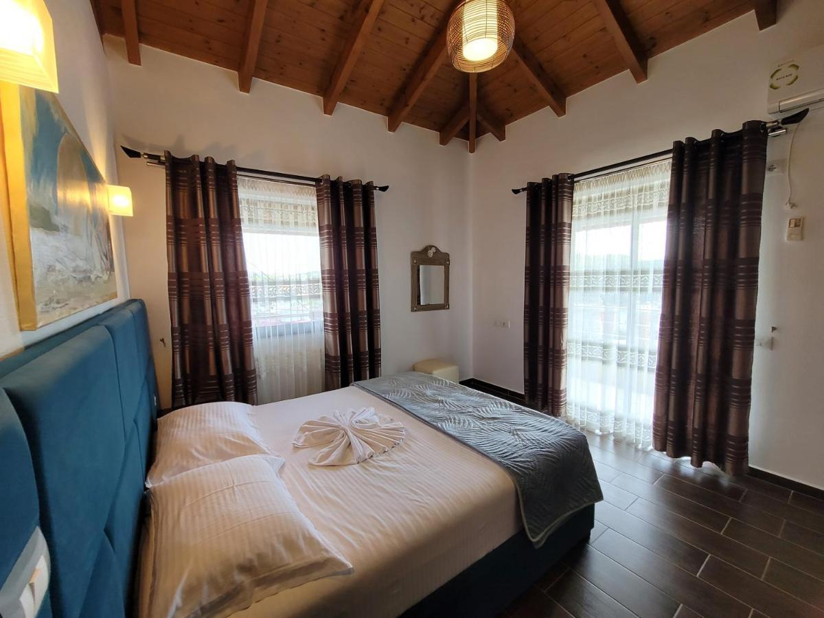 Villa JIOTA Ksamil Esterno foto