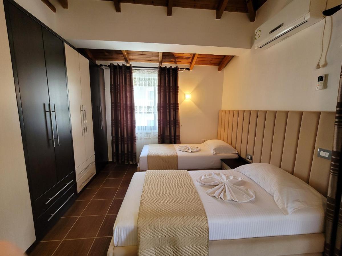 Villa JIOTA Ksamil Esterno foto